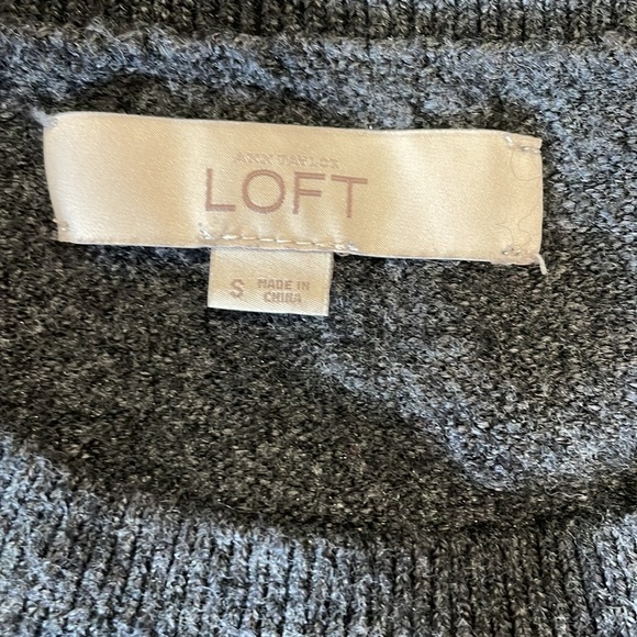 Loft Snowflake Pullover Top Small - Picture 6 of 7